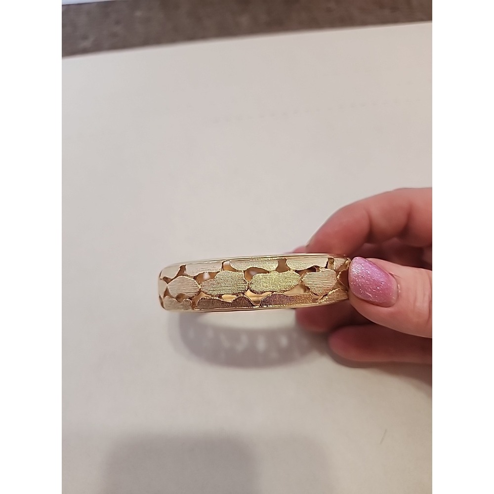 clasp bracelet‎